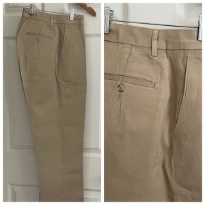 Polo Ralph Lauren. Men’s Khaki Pants.